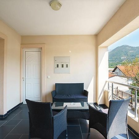 Apartments Lora Bar Exterior foto